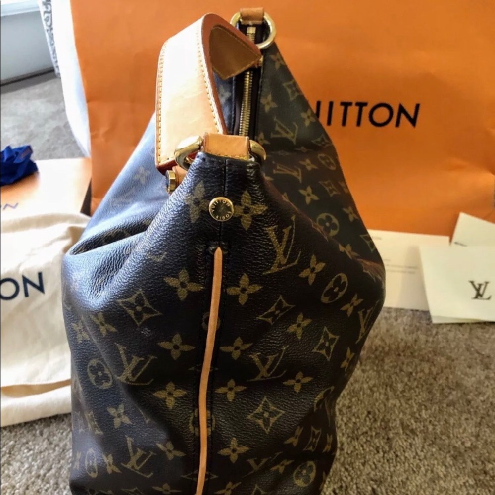 SOLD Louis Vuitton Discontinued Sully MM Hobo - Picture 6 of 8